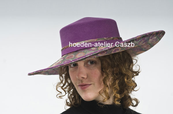 hoeden atelier caszb Clara Boschma hoed18  foto Iwan Szomoru